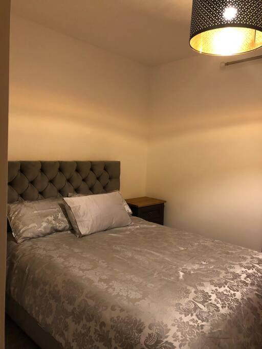 The Villas, Newly Refurbished Modern Home - Free Parking, Prime, Netflix Buckingham Ngoại thất bức ảnh